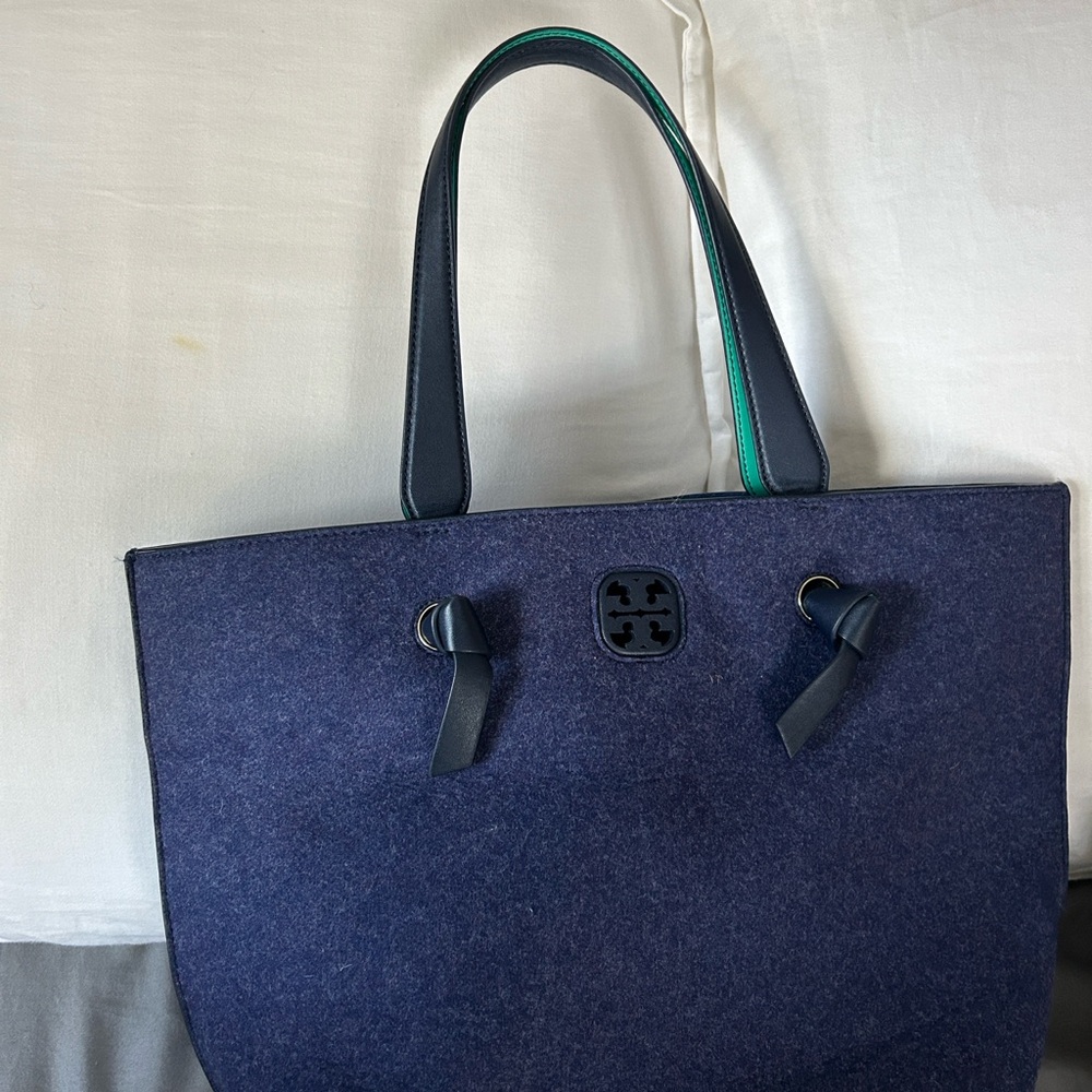 Tory Burch Navy and Teal Felt Colorblock Tote Bag - Picture 4 of 10